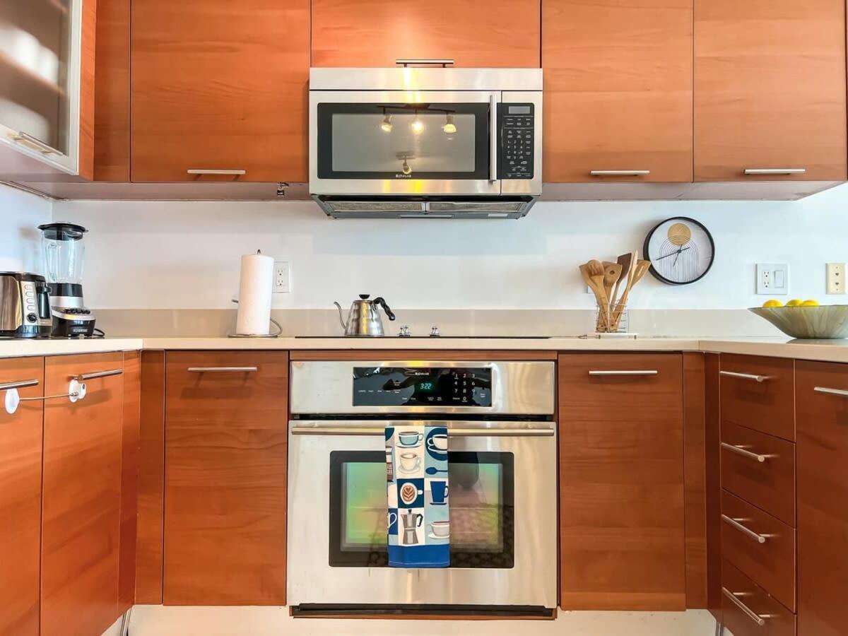 Palm Place Heart Of Miami With Parking Pool And Gym Bagian luar foto