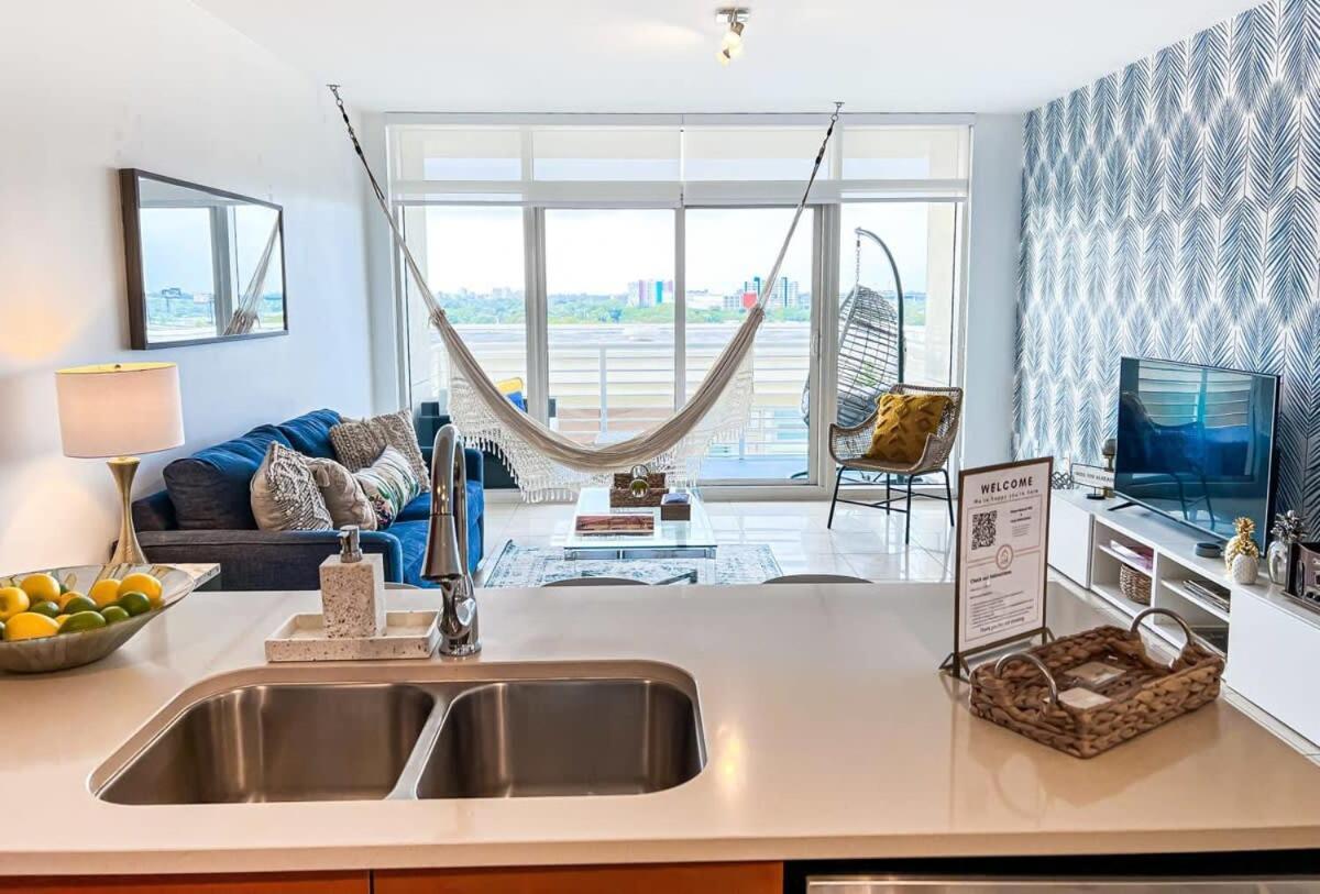 Palm Place Heart Of Miami With Parking Pool And Gym Bagian luar foto